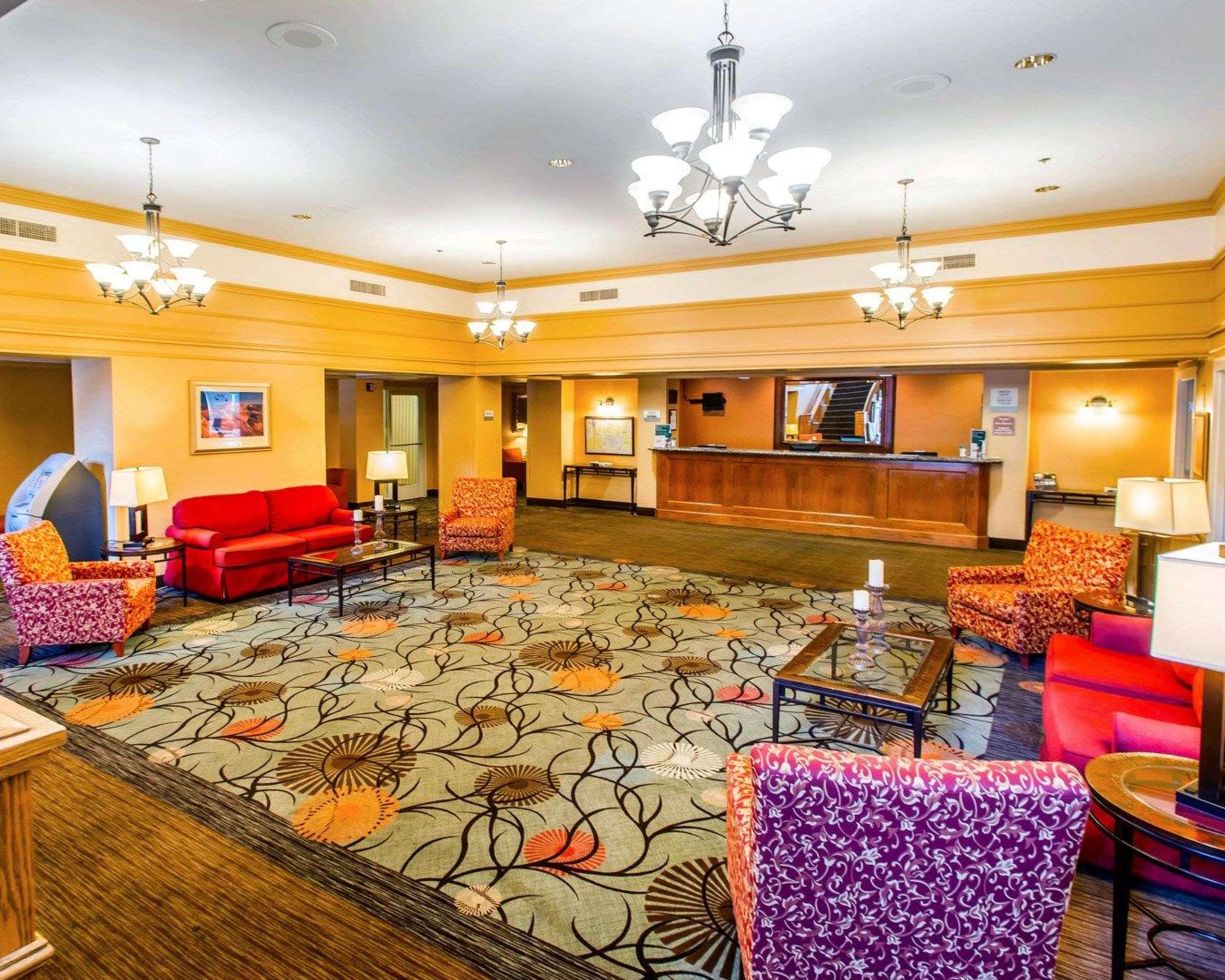 Quality Inn And Conference Center Greeley Downtown Exterior photo