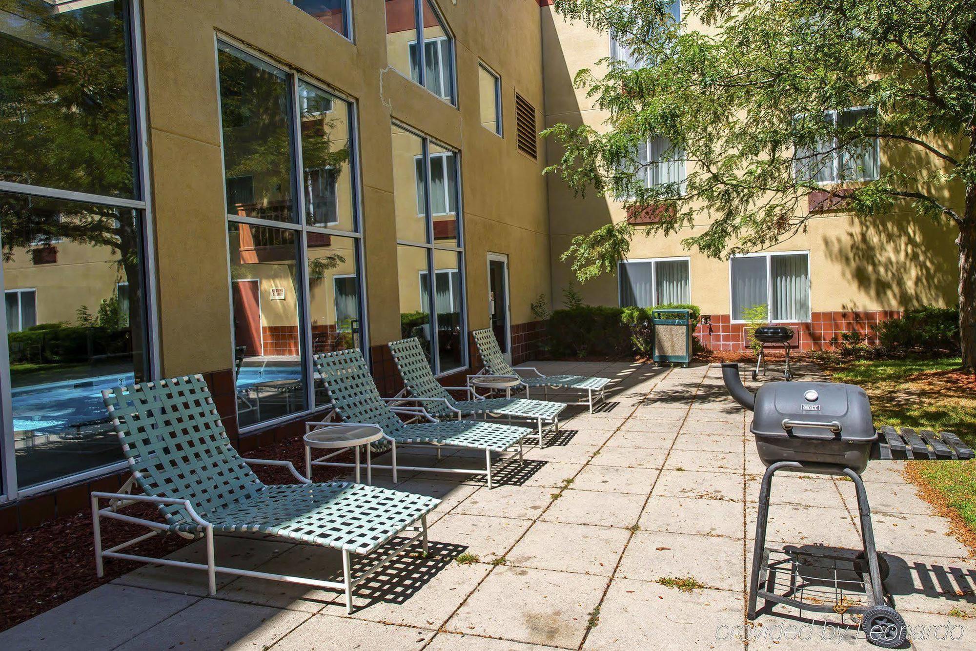 Quality Inn And Conference Center Greeley Downtown Exterior photo